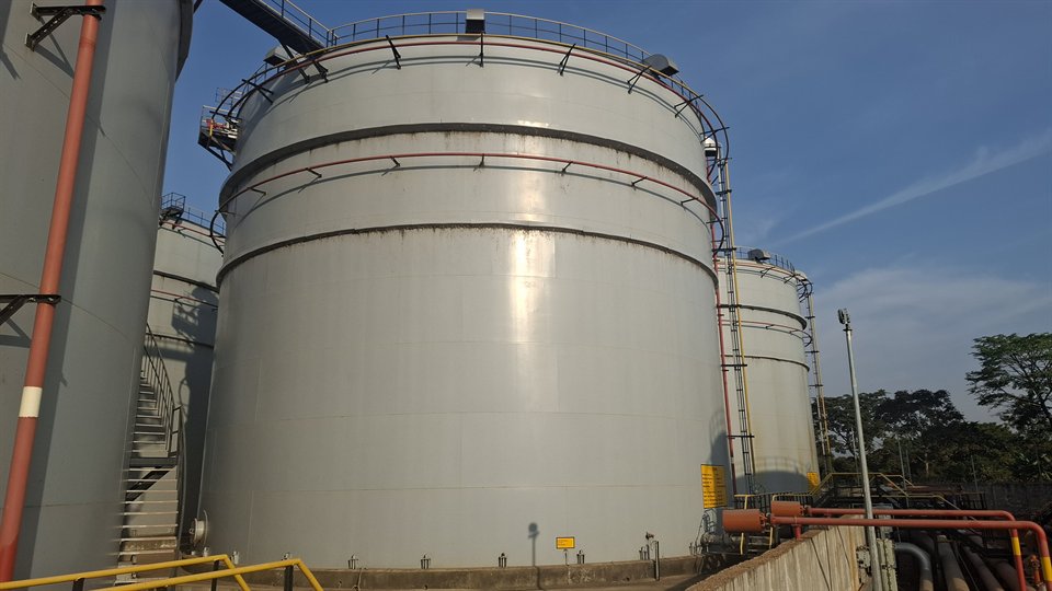 Fixed-roof tanks used for Automotive Gasoil storage